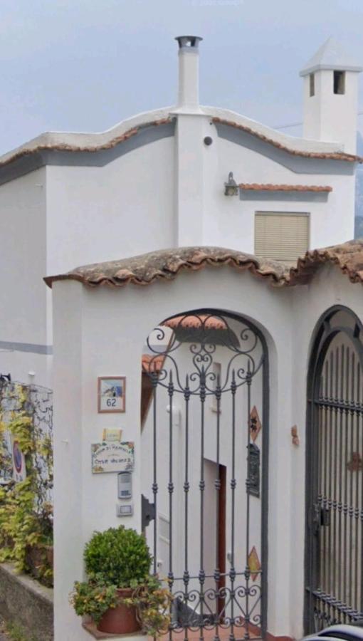 Casa Vacanza "A Casa Di Raffaele" Ravello Exterior photo